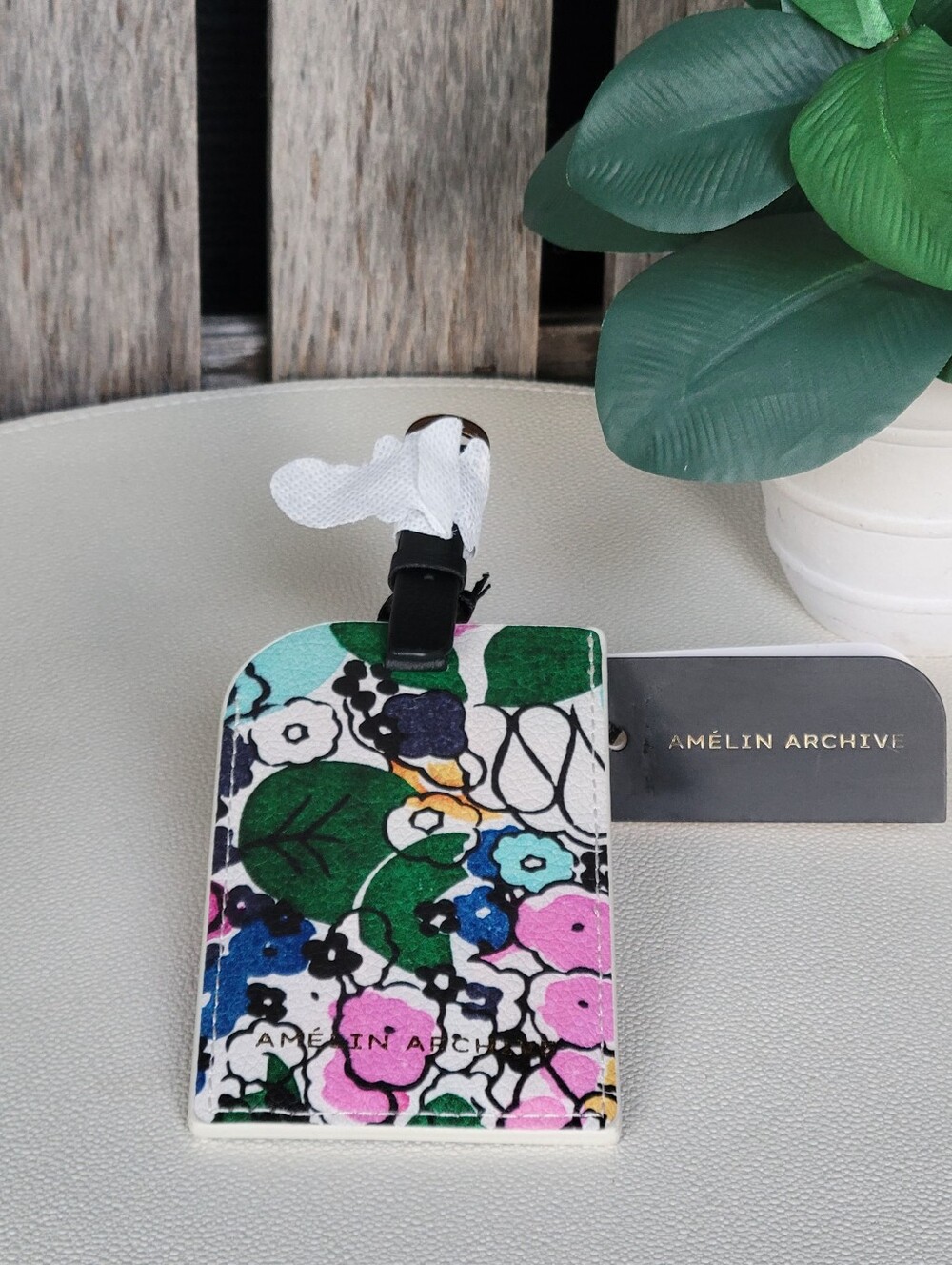 Amelin Archive Floral Printed Leather Luggage Tag with Black Strap- Pink & Green - Picture 5 of 5